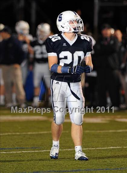 Thumbnail 3 in Ridgefield vs. Staples (CIAC Class LL Quarterfinal) photogallery.
