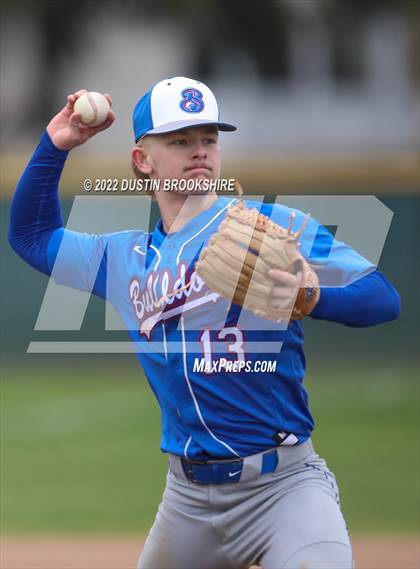 Thumbnail 1 in Nampa @ Escalon photogallery.