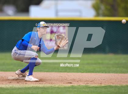 Thumbnail 3 in Nampa @ Escalon photogallery.