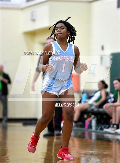 Thumbnail 1 in Seabreeze @ Father Lopez photogallery.