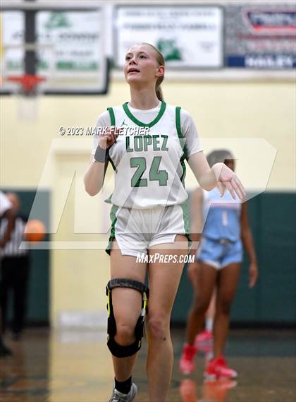 Thumbnail 1 in Seabreeze @ Father Lopez photogallery.