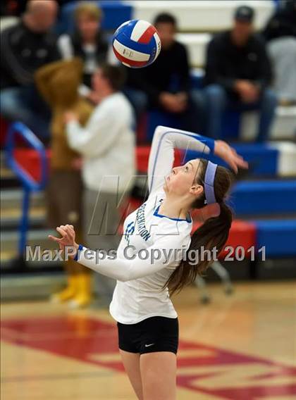 Thumbnail 3 in St. Francis vs. Presentation (CIF CCS D2 Final) photogallery.