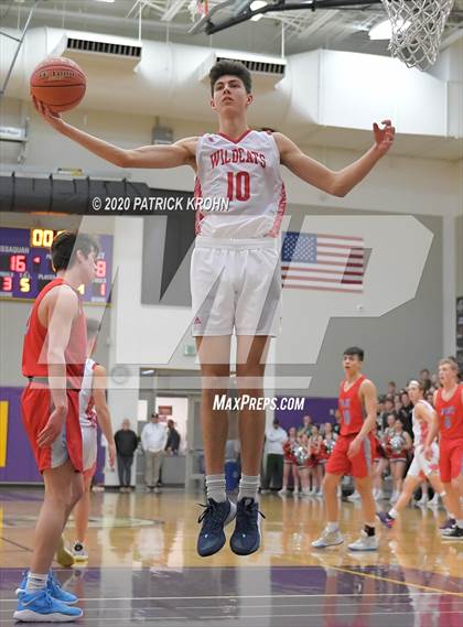 Thumbnail 3 in West Valley vs. Mount Si (WIAA 4A Regional Playoff) photogallery.