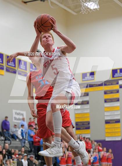 Thumbnail 2 in West Valley vs. Mount Si (WIAA 4A Regional Playoff) photogallery.