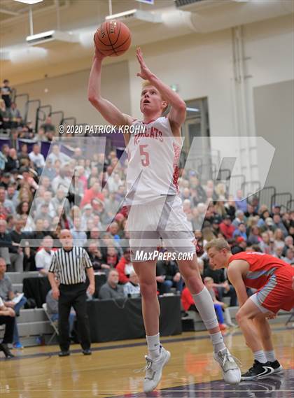 Thumbnail 3 in West Valley vs. Mount Si (WIAA 4A Regional Playoff) photogallery.