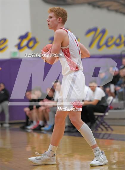 Thumbnail 3 in West Valley vs. Mount Si (WIAA 4A Regional Playoff) photogallery.