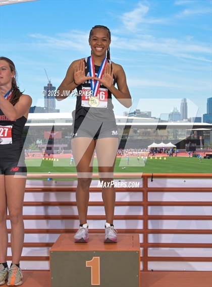 Thumbnail 2 in UIL 6A Track and Field State Finals (Awards) photogallery.