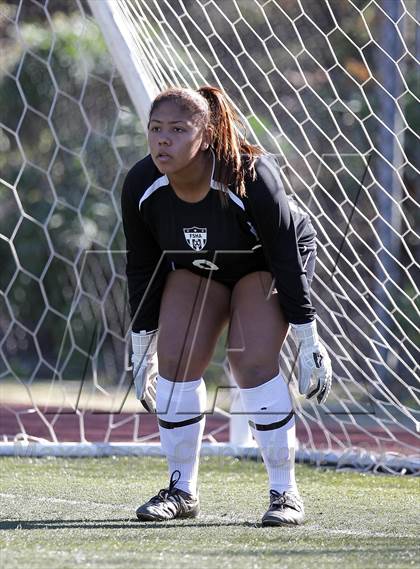 Thumbnail 2 in Flintridge Sacred Heart vs. West Ranch (Los Tacos Tournament) photogallery.