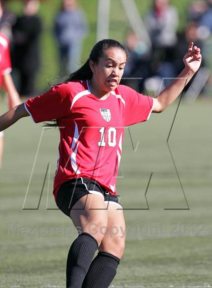 Thumbnail 3 in Flintridge Sacred Heart vs. West Ranch (Los Tacos Tournament) photogallery.