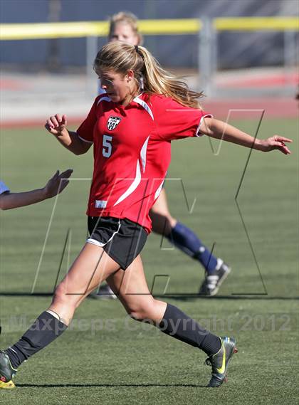 Thumbnail 3 in Flintridge Sacred Heart vs. West Ranch (Los Tacos Tournament) photogallery.