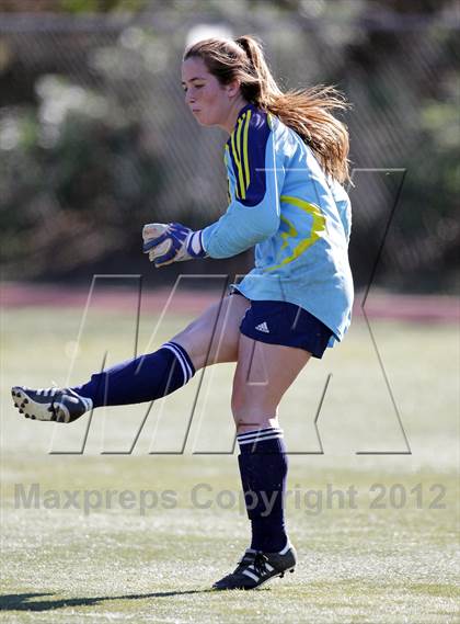 Thumbnail 2 in Flintridge Sacred Heart vs. West Ranch (Los Tacos Tournament) photogallery.