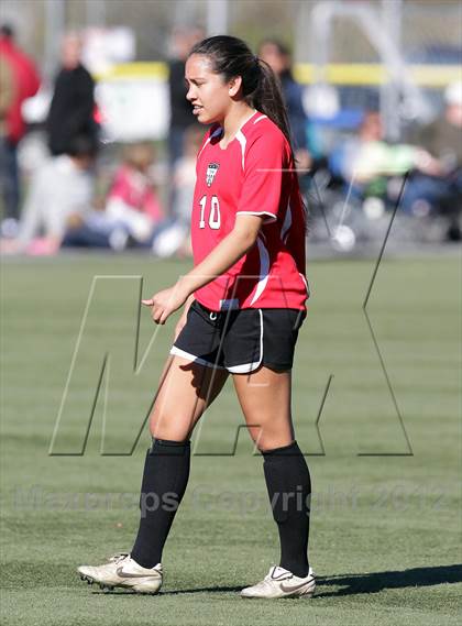 Thumbnail 3 in Flintridge Sacred Heart vs. West Ranch (Los Tacos Tournament) photogallery.