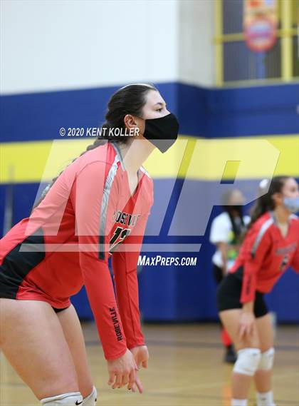 Thumbnail 1 in Roseville @ Clintondale photogallery.