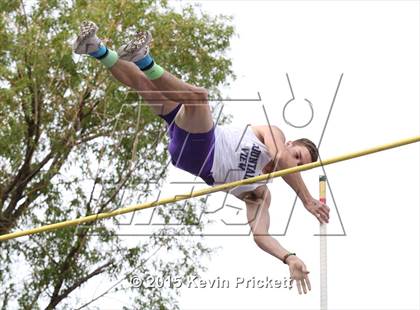 Thumbnail 3 in CHSAA 4A State Pole Vault photogallery.