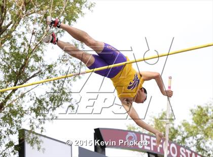 Thumbnail 2 in CHSAA 4A State Pole Vault photogallery.