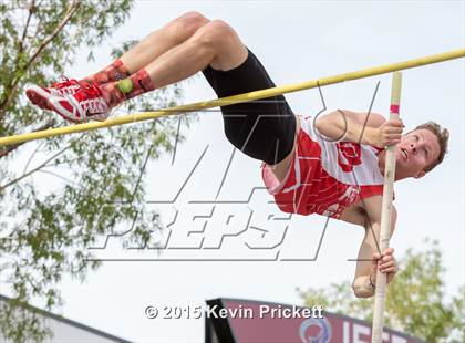 Thumbnail 1 in CHSAA 4A State Pole Vault photogallery.
