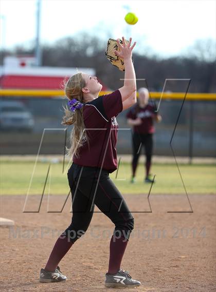 Thumbnail 1 in Argyle vs Callisburg (LCS/Argyle Softball Tournament) photogallery.