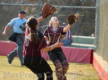 Thumbnail 1 in Argyle vs Callisburg (LCS/Argyle Softball Tournament) photogallery.