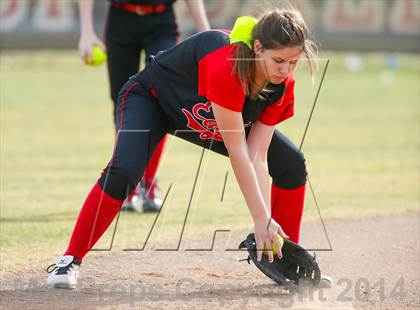 Thumbnail 3 in Argyle vs Callisburg (LCS/Argyle Softball Tournament) photogallery.