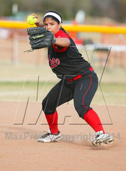 Thumbnail 2 in Argyle vs Callisburg (LCS/Argyle Softball Tournament) photogallery.