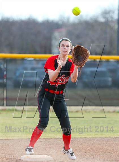 Thumbnail 1 in Argyle vs Callisburg (LCS/Argyle Softball Tournament) photogallery.