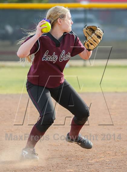 Thumbnail 1 in Argyle vs Callisburg (LCS/Argyle Softball Tournament) photogallery.