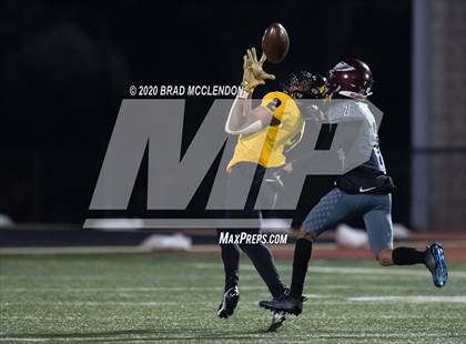 Thumbnail 1 in Memorial vs Rowlett photogallery.
