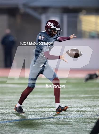 Thumbnail 2 in Memorial vs Rowlett photogallery.