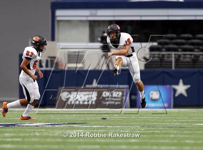 Thumbnail 2 in Bell vs. Rockwall photogallery.