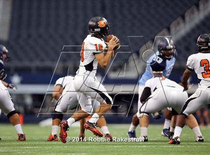 Thumbnail 2 in Bell vs. Rockwall photogallery.