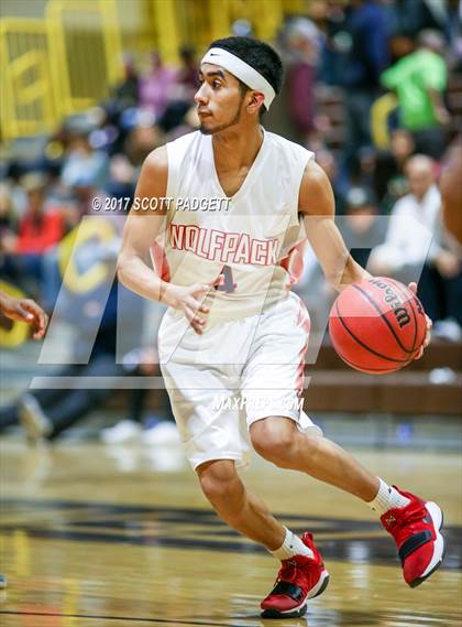 Thumbnail 1 in Elsinore vs. Great Oak (Jared Mandville Memorial) photogallery.