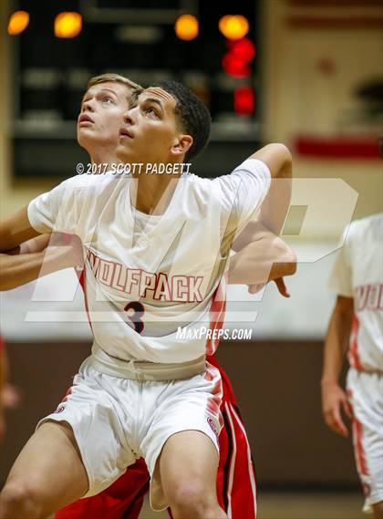 Thumbnail 2 in Elsinore vs. Great Oak (Jared Mandville Memorial) photogallery.