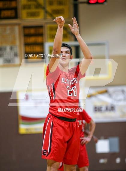 Thumbnail 2 in Elsinore vs. Great Oak (Jared Mandville Memorial) photogallery.