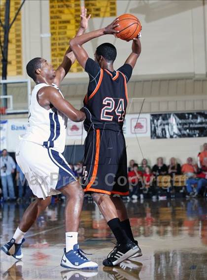 Thumbnail 3 in Winter Park vs. Wheeler (City of the Palms Classic) photogallery.