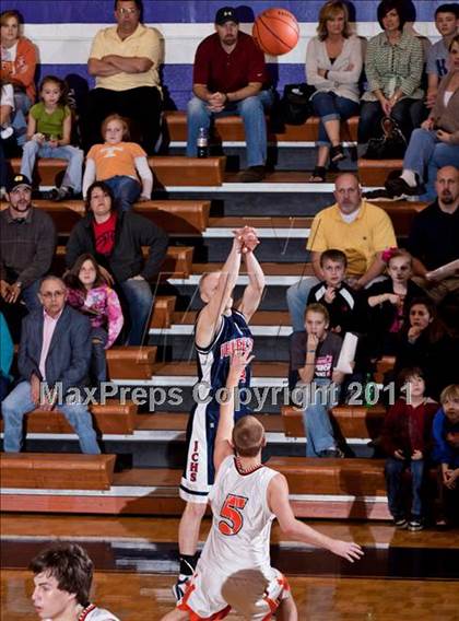 Thumbnail 3 in Jefferson County vs. Morristown-Hamblen East photogallery.