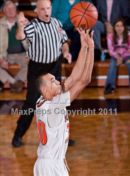 Thumbnail 2 in Jefferson County vs. Morristown-Hamblen East photogallery.