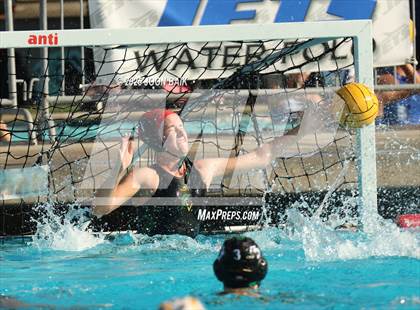 Thumbnail 2 in Alameda vs Castro Valley (Battle of the Bay) photogallery.