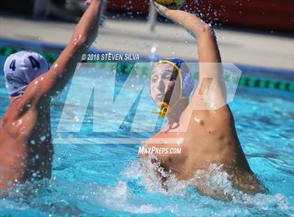 Thumbnail 2 in Grossmont vs. Steele Canyon (San Diego Open) photogallery.