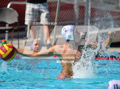 Thumbnail 2 in Grossmont vs. Steele Canyon (San Diego Open) photogallery.