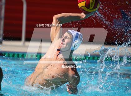 Thumbnail 2 in Grossmont vs. Steele Canyon (San Diego Open) photogallery.