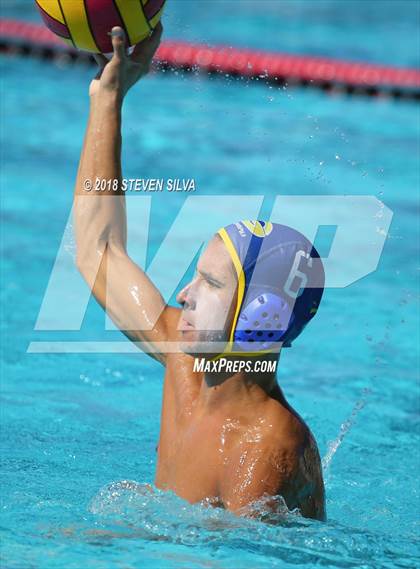 Thumbnail 2 in Grossmont vs. Steele Canyon (San Diego Open) photogallery.