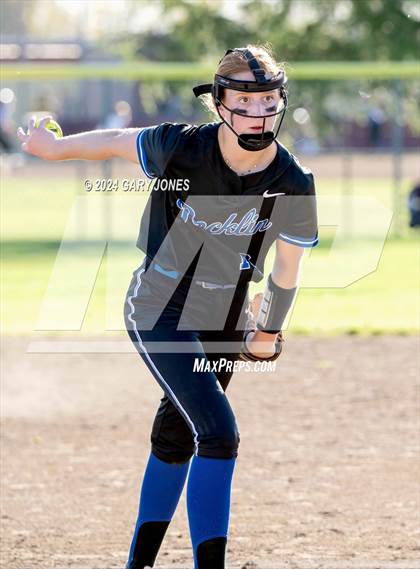 Thumbnail 1 in Rocklin @ Whitney photogallery.