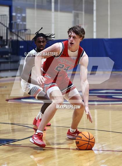 Thumbnail 1 in Davidson Day @ Providence Day photogallery.
