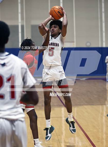 Thumbnail 2 in Davidson Day @ Providence Day photogallery.