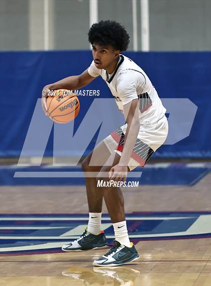 Thumbnail 1 in Davidson Day @ Providence Day photogallery.
