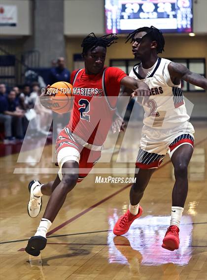 Thumbnail 3 in Davidson Day @ Providence Day photogallery.
