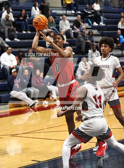 Thumbnail 2 in Davidson Day @ Providence Day photogallery.