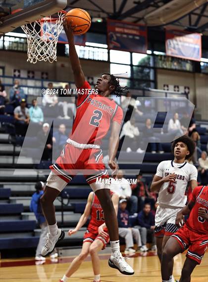 Thumbnail 3 in Davidson Day @ Providence Day photogallery.