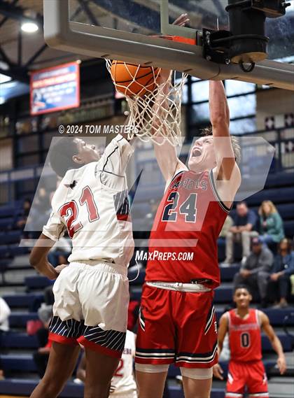 Thumbnail 2 in Davidson Day @ Providence Day photogallery.