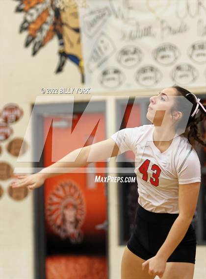 Thumbnail 2 in Grand Saline vs Chisum photogallery.